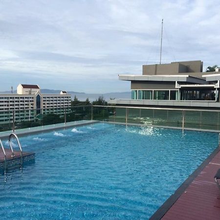Gallery D Jomtien Luaran gambar