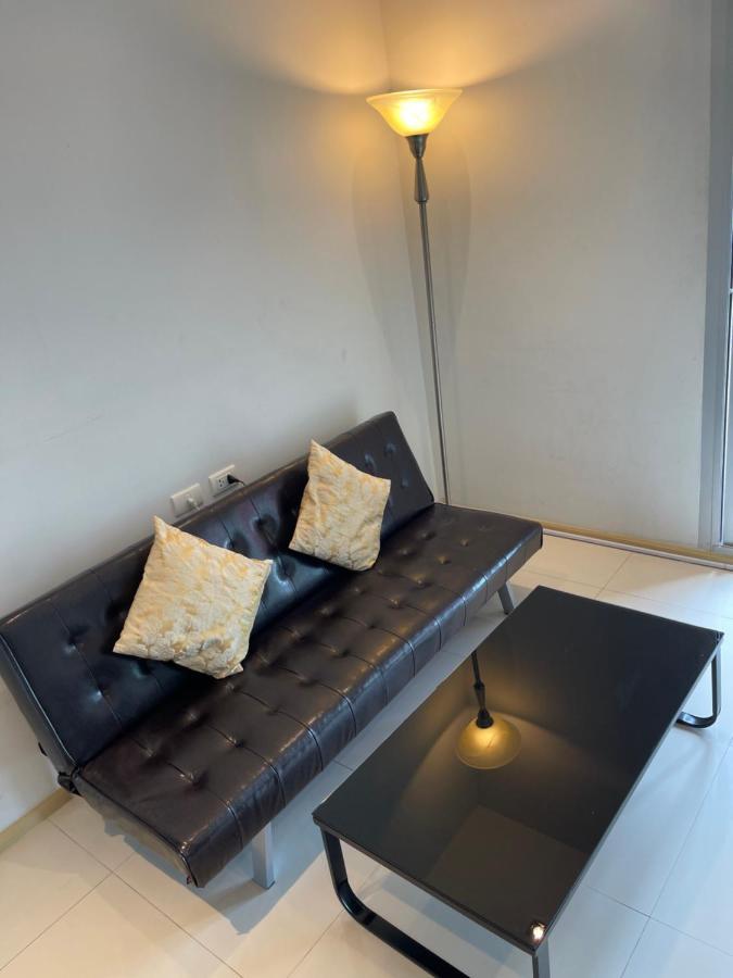 Gallery D Jomtien Luaran gambar