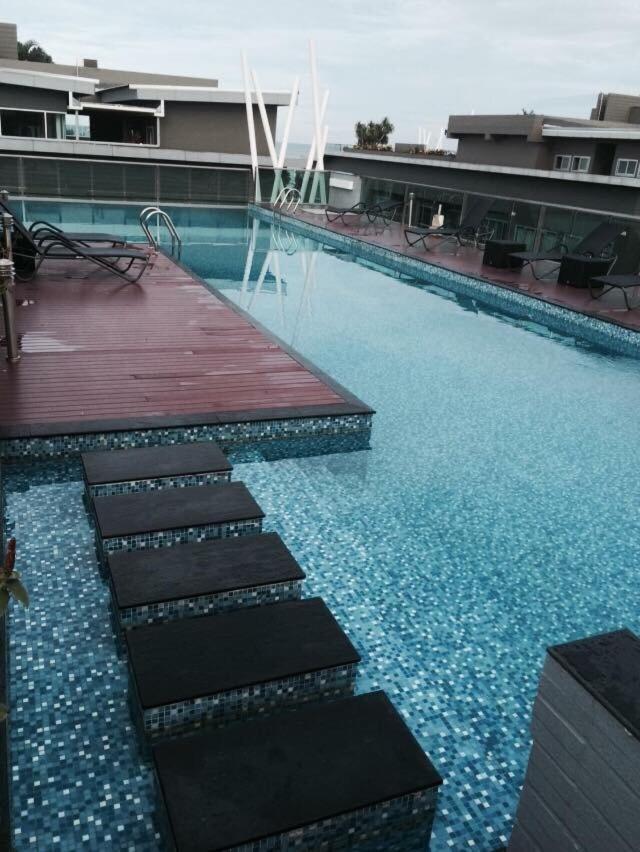 Gallery D Jomtien Luaran gambar